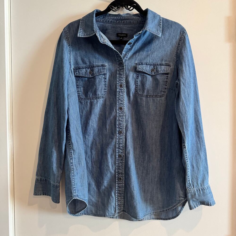 Talbots Denim Button Front Shirt Top Blue Collared Pockets Long Sleeve Sz M